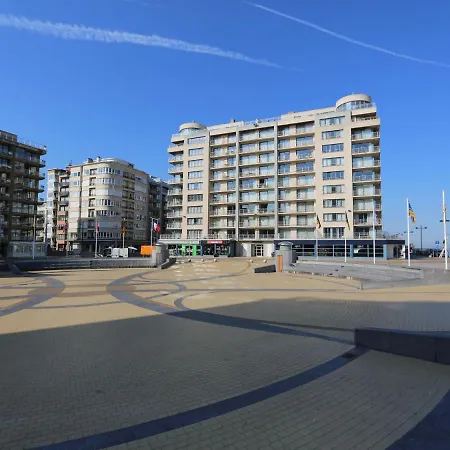 Frontaal Zeezicht De Viking 6 De Verdiep Apartman