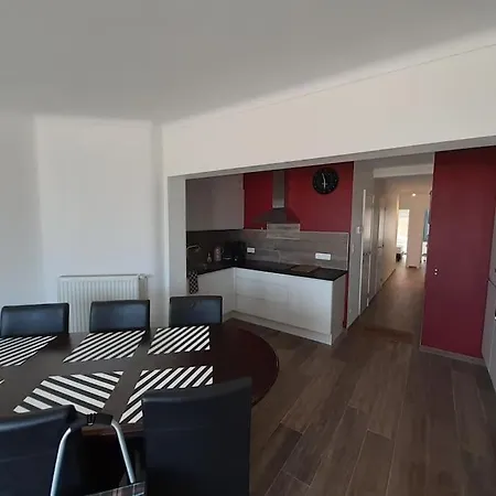 Frontaal Zeezicht Apartment